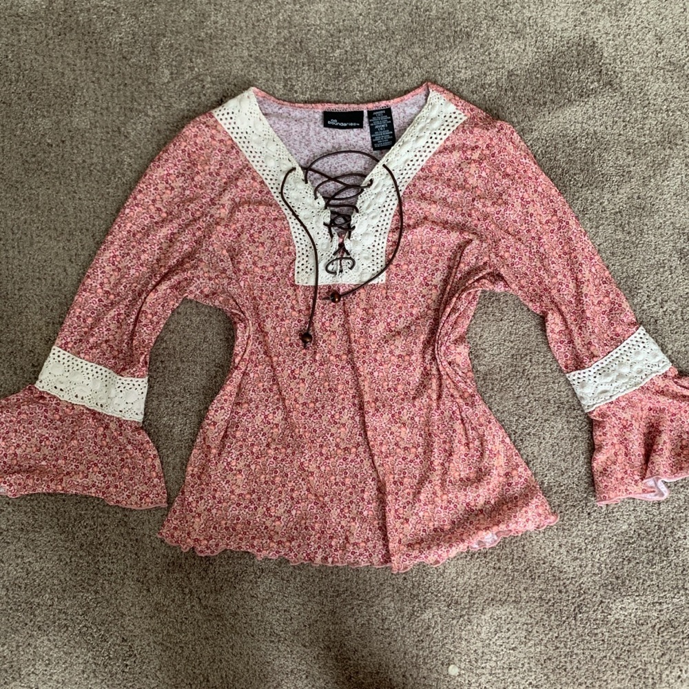 Vintage No Boundaries BoHo flowy women’s top